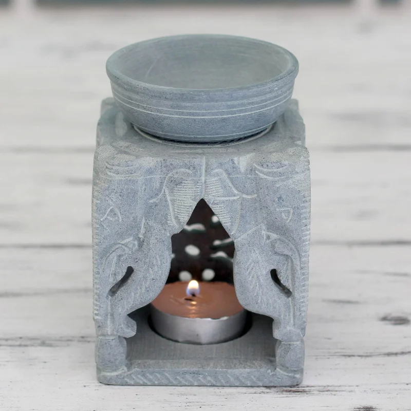 ---Agra Elephants Oil Warmer Hand-carved of Soapstone