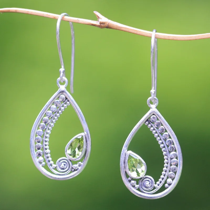- Pet stroller can be taken on the planePaisley Swirl Sterling Silver Peridot Dangle Earrings - Pet stroller can be taken on the planePaisley Swirl Sterling Silver Peridot Dangle Earrings
