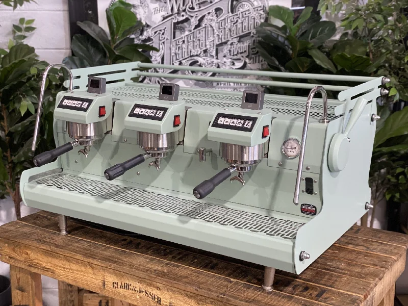 - Air box TSA certified check-inSynesso Sabre 3 Group W Shot Timers Sage Green Espresso Coffee Machine