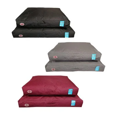 - Car dog seat beltGor Pets Water Resistant Outdoor Sleeper - Made in the UK