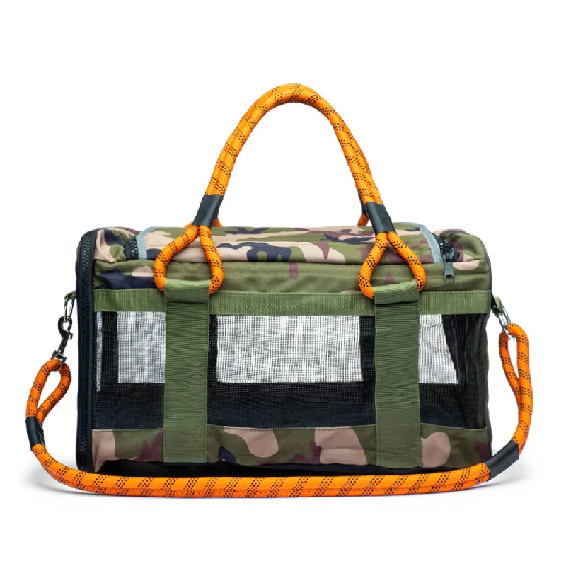 Pet retro style clothesRoverlund Pet Carrier: Camo/Orange