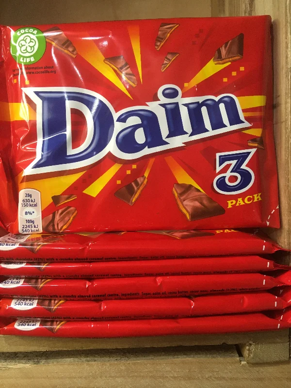- Solid wood cat climbing frame customized18x Daim Bars (6x 3 Packs x 84g)