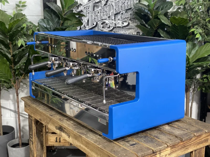 - Automatic induction pet water dispenserCIME CO-05 3 Group Blue Espresso Coffee Machine - Automatic induction pet water dispenserCIME CO-05 3 Group Blue Espresso Coffee Machine