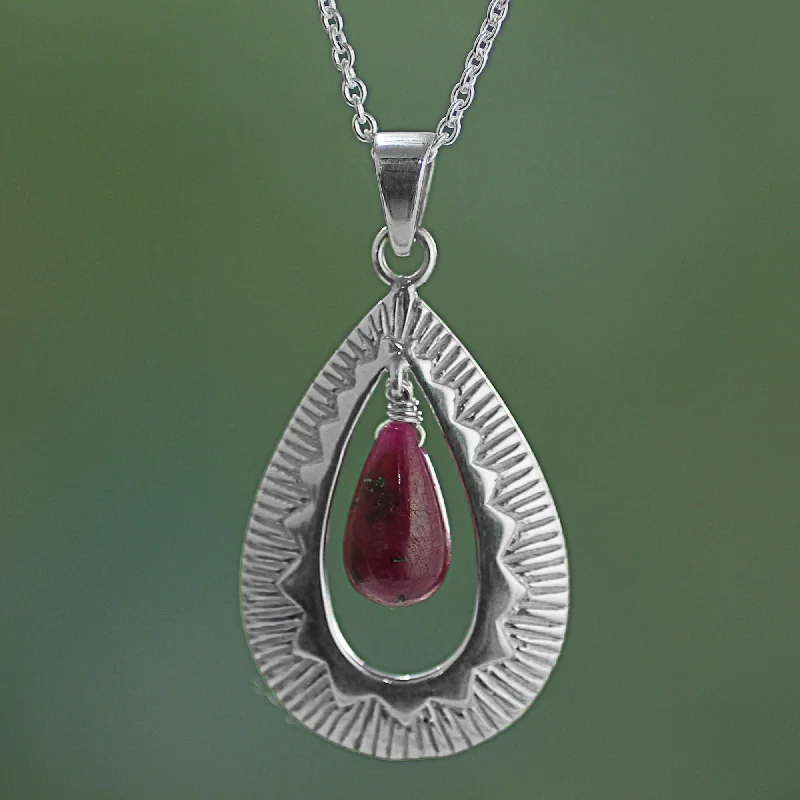 - Postoperative pet anti-licking Elizabethan collarRuby Grandeur Handcrafted Silver Ruby Pendant Chain Necklace from India