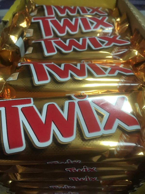 - Rabbit grass rack to prevent waste food box35x Twix Chocolate Bars (35x50g)