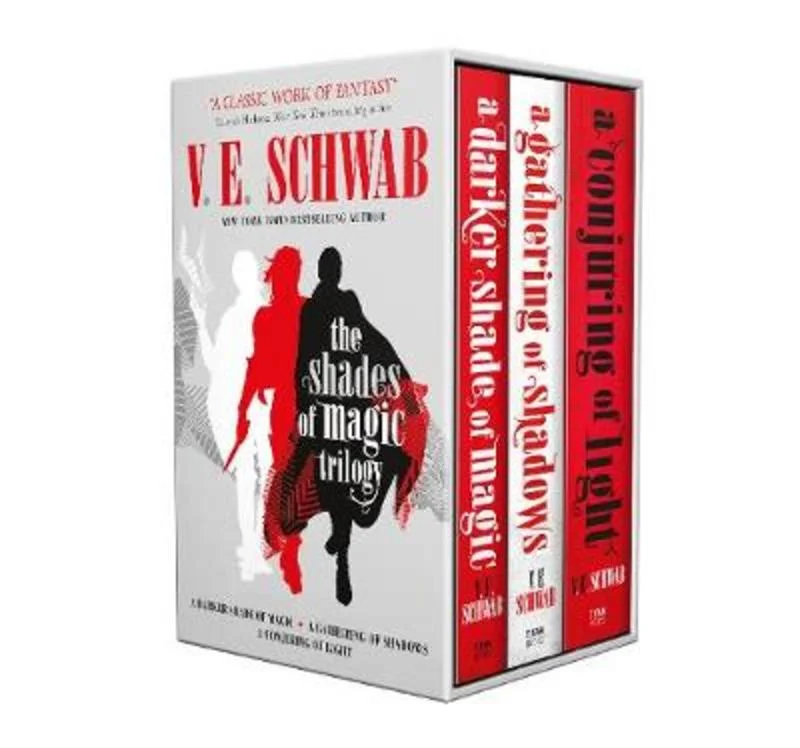  -Anti-scratch sofa protective coverThe Shades of Magic trilogy slipcase